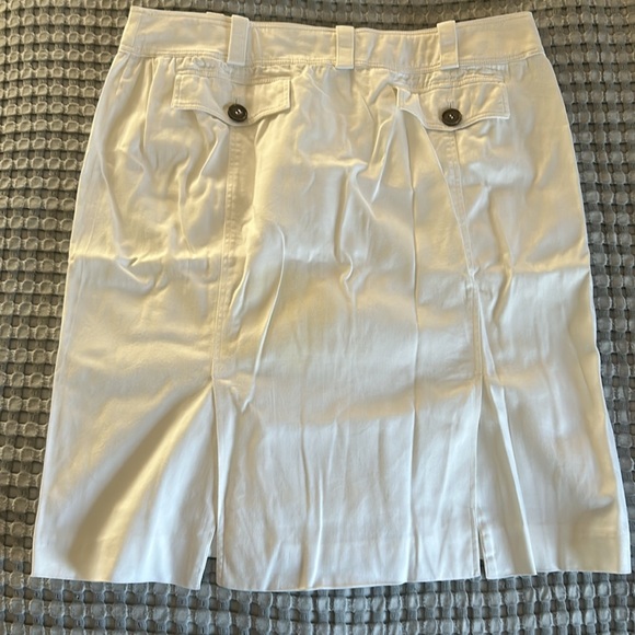 Burberry skirt - Picture 4 of 4